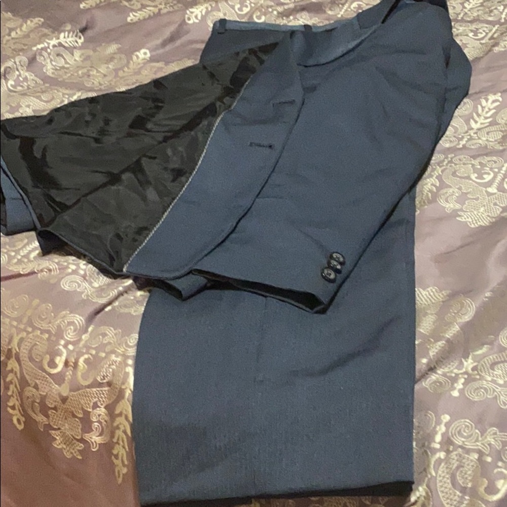 Complete suit - Picture 2 of 3